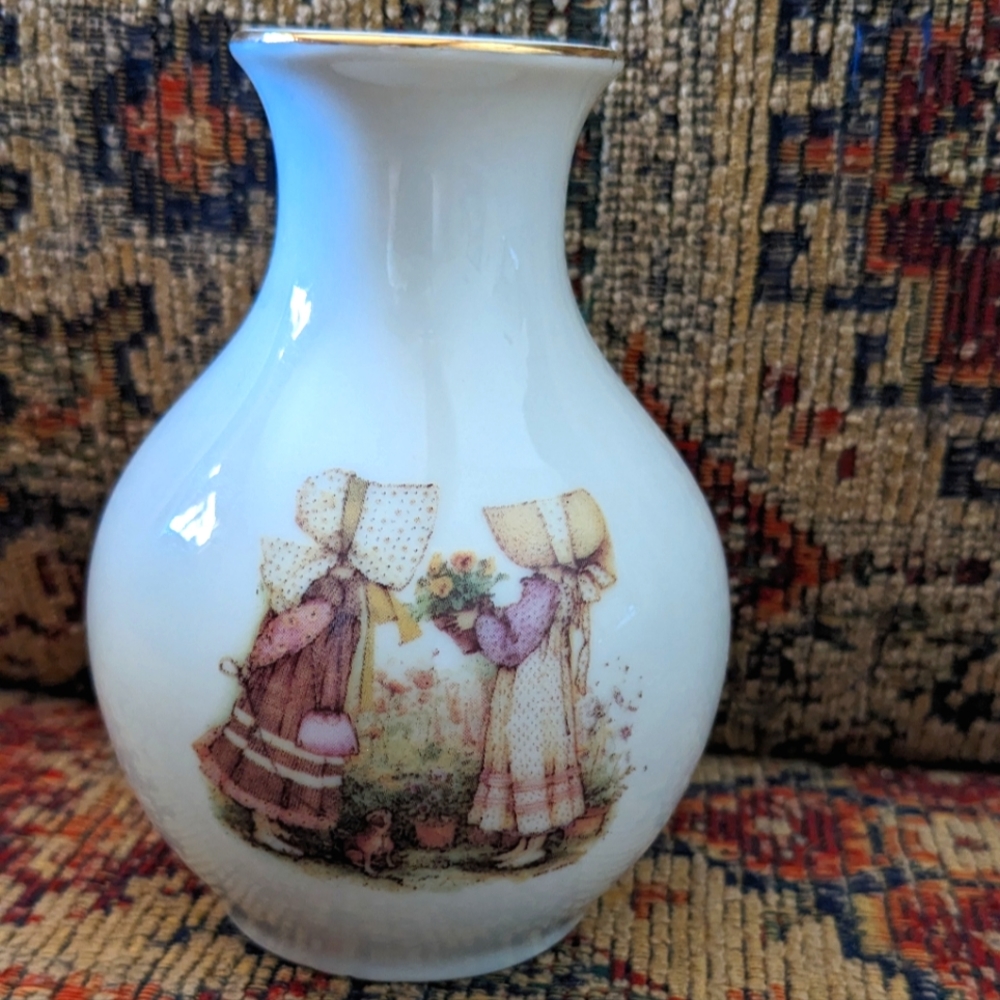 Holly Hobbie small vase